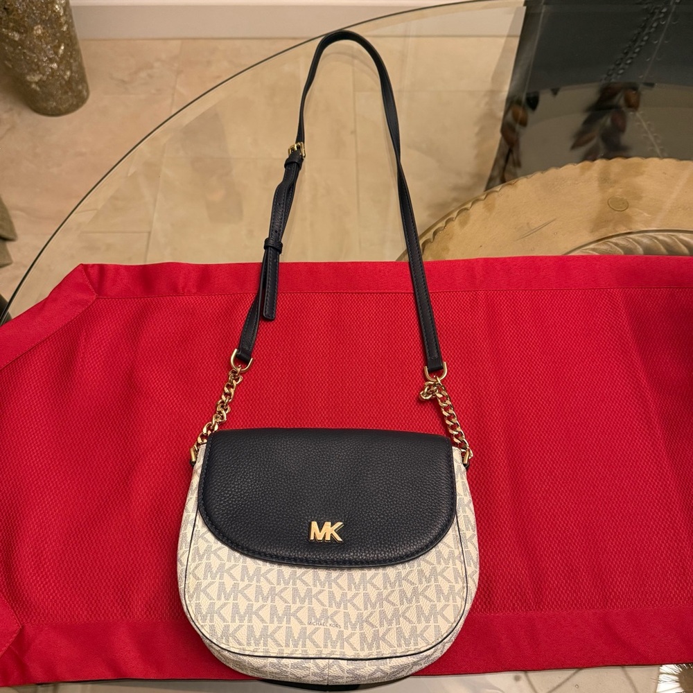 Michael Kors Black and Cream Crossbody Bag